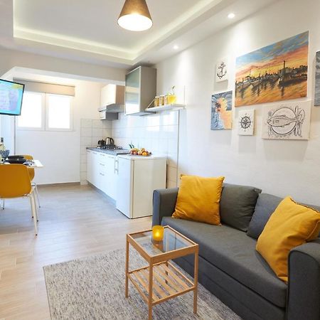 Apartment Yellow โปเรช ภายนอก รูปภาพ