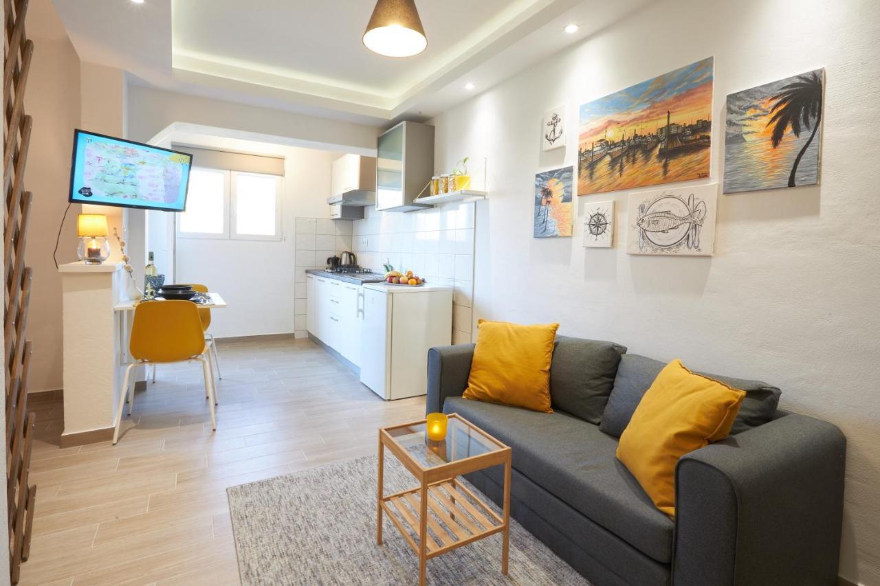 Apartment Yellow โปเรช ภายนอก รูปภาพ