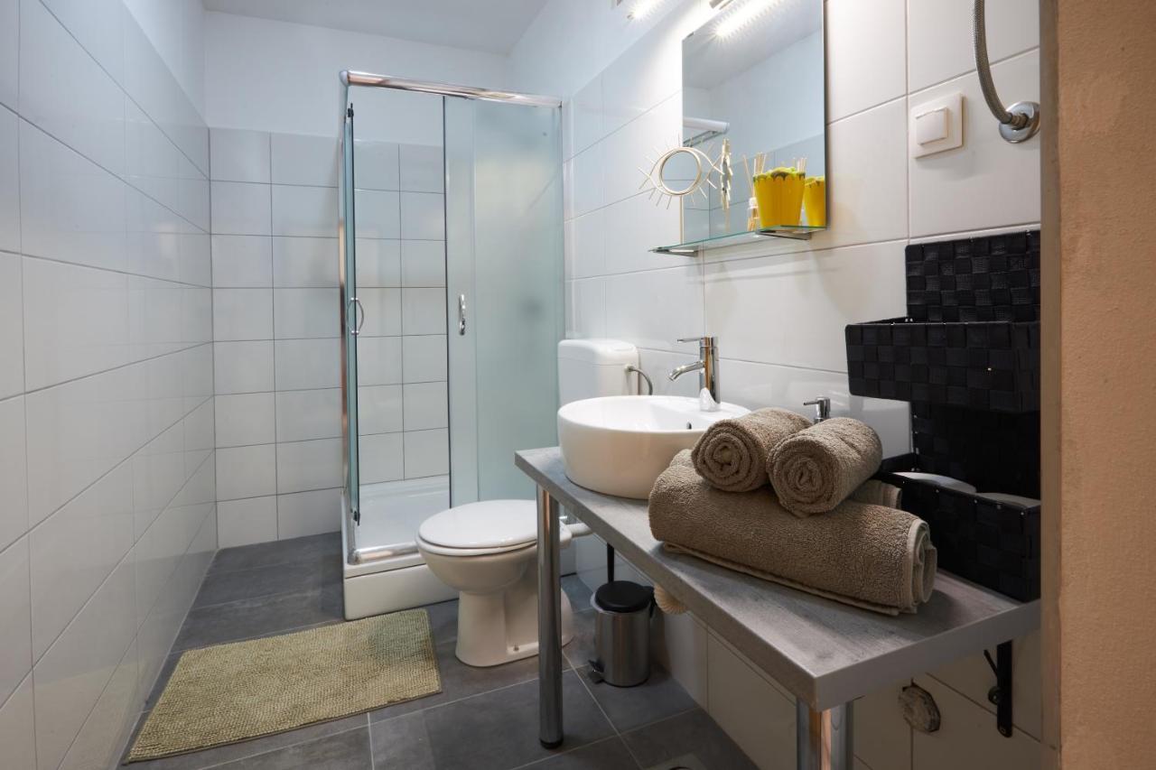 Apartment Yellow โปเรช ภายนอก รูปภาพ
