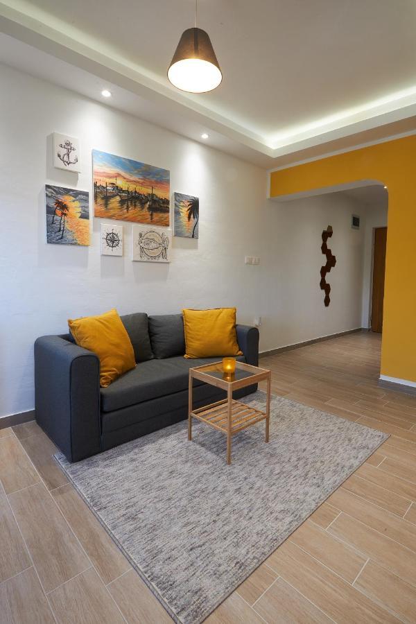 Apartment Yellow โปเรช ภายนอก รูปภาพ